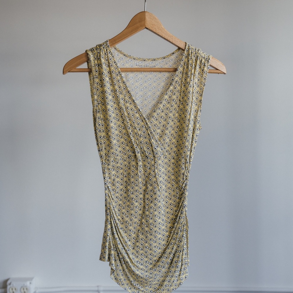 Floral Sleeveless Blouse